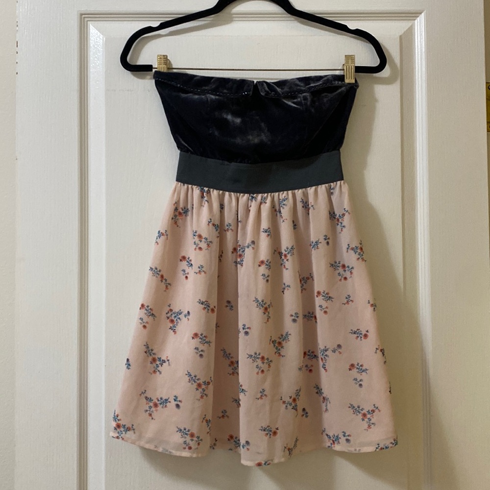 Love H81, Forever 21 Pink Spring Velvet and Sheer Dress